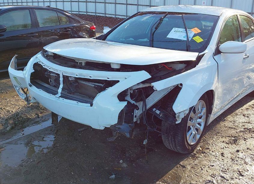Photo 6 of 2015 Nissan Altima 2.5 S (VIN 1N4AL3AP5FC284330)