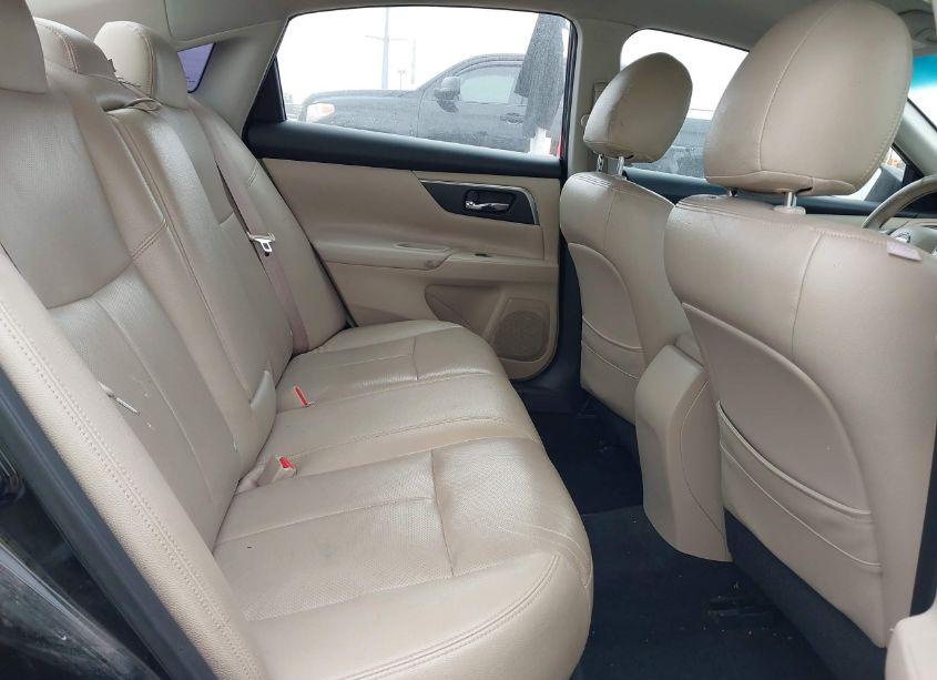 Photo 8 of 2015 Nissan Altima 2.5 S (VIN 1N4AL3AP5FC289611)