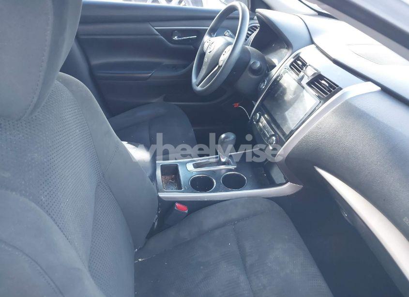 Photo 5 of 2015 Nissan Altima 2.5 S (VIN 1N4AL3AP5FC415840)