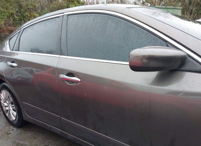 Photo 13 of 2015 Nissan Altima 2.5 S (VIN 1N4AL3AP5FC416230)