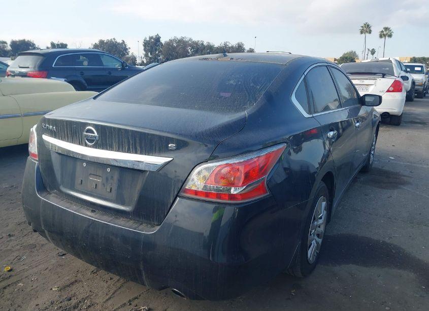 Photo 4 of 2015 Nissan Altima 2.5 S (VIN 1N4AL3AP5FC419466)