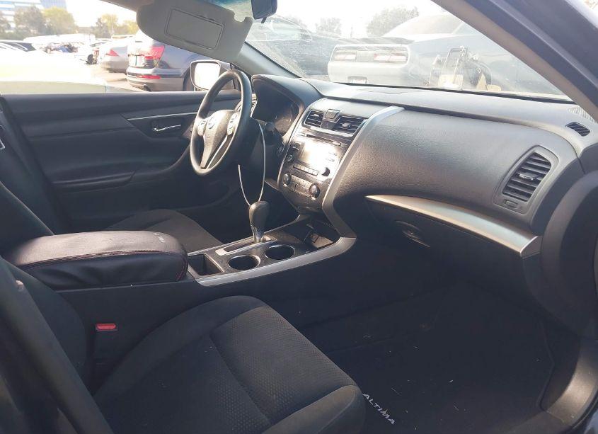 Photo 5 of 2015 Nissan Altima 2.5 S (VIN 1N4AL3AP5FC419466)