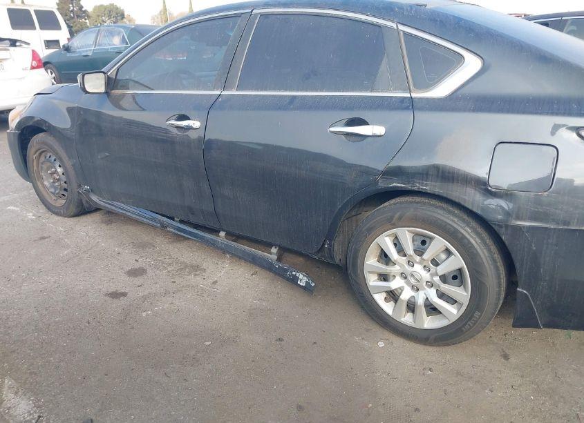 Photo 6 of 2015 Nissan Altima 2.5 S (VIN 1N4AL3AP5FC419466)