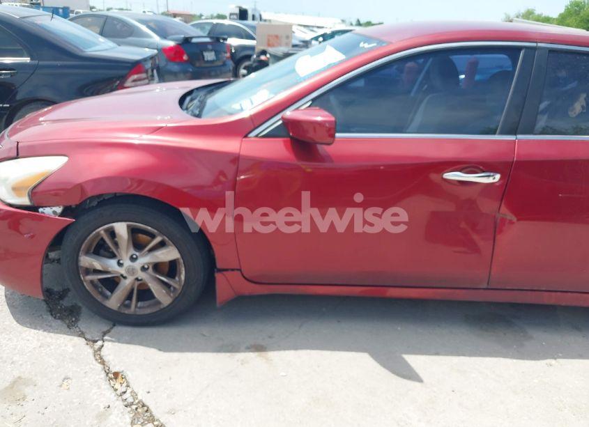 Photo 6 of 2015 Nissan Altima 2.5 SV (VIN 1N4AL3AP5FC434582)