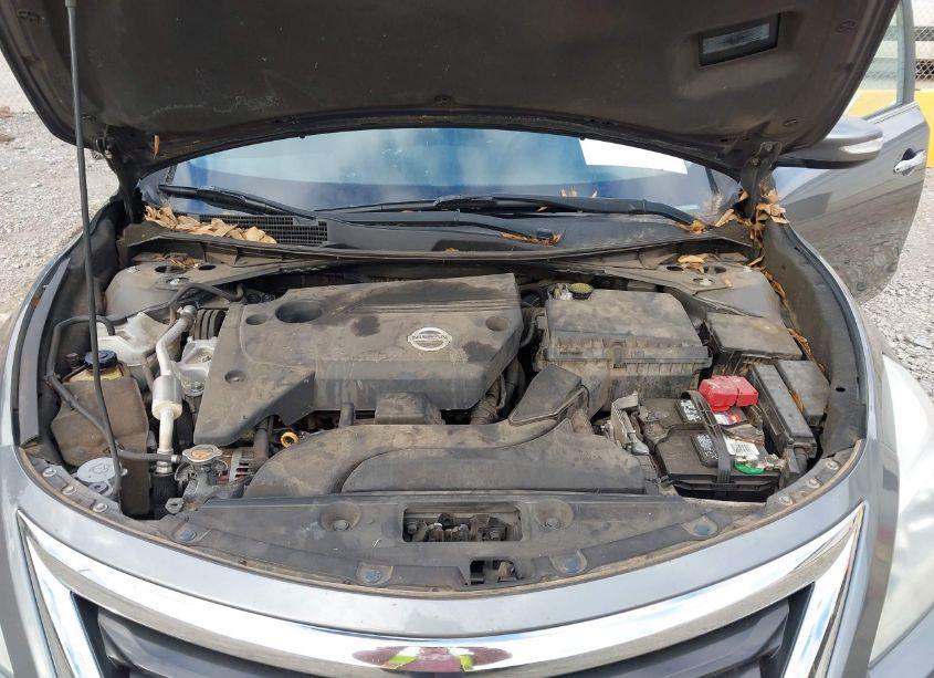 Photo 10 of 2015 Nissan Altima 2.5/2.5 S/2.5 SL/2.5 SV (VIN 1N4AL3AP5FC435098)
