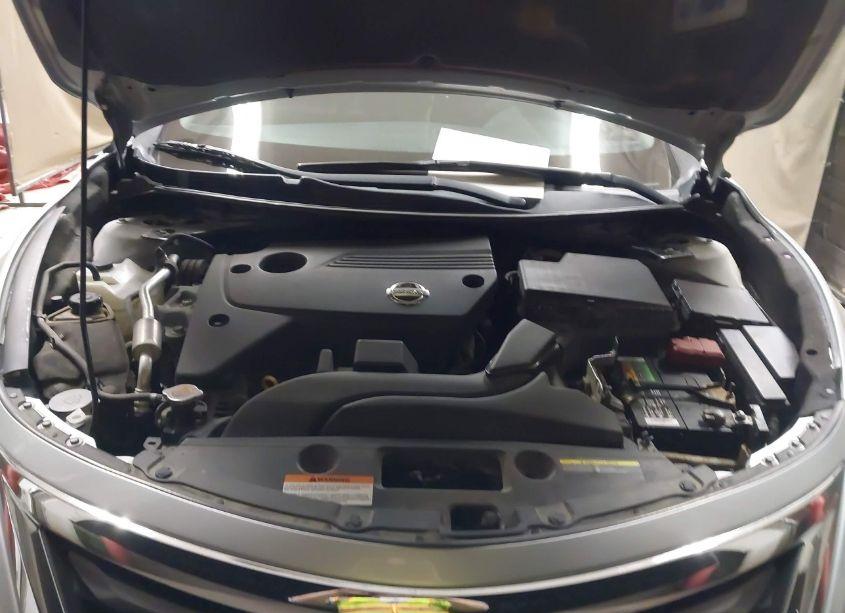 Photo 10 of 2015 Nissan Altima 2.5/2.5 S/2.5 SL/2.5 SV (VIN 1N4AL3AP5FC441709)