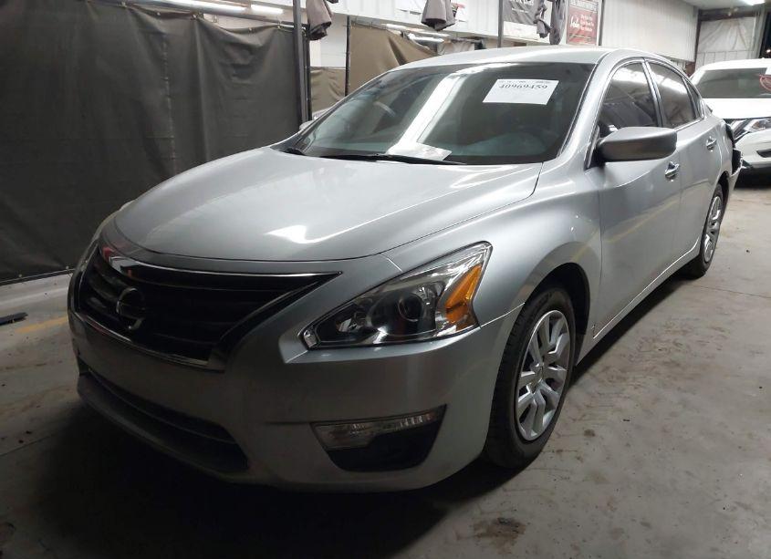 Photo 2 of 2015 Nissan Altima 2.5/2.5 S/2.5 SL/2.5 SV (VIN 1N4AL3AP5FC441709)