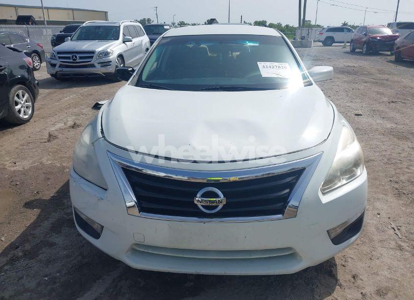 Photo 12 of 2015 Nissan Altima 2.5 S (VIN 1N4AL3AP5FC447834)