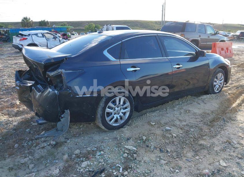 Photo 4 of 2015 Nissan Altima 2.5/2.5 S/2.5 SL/2.5 SV (VIN 1N4AL3AP5FC459899)