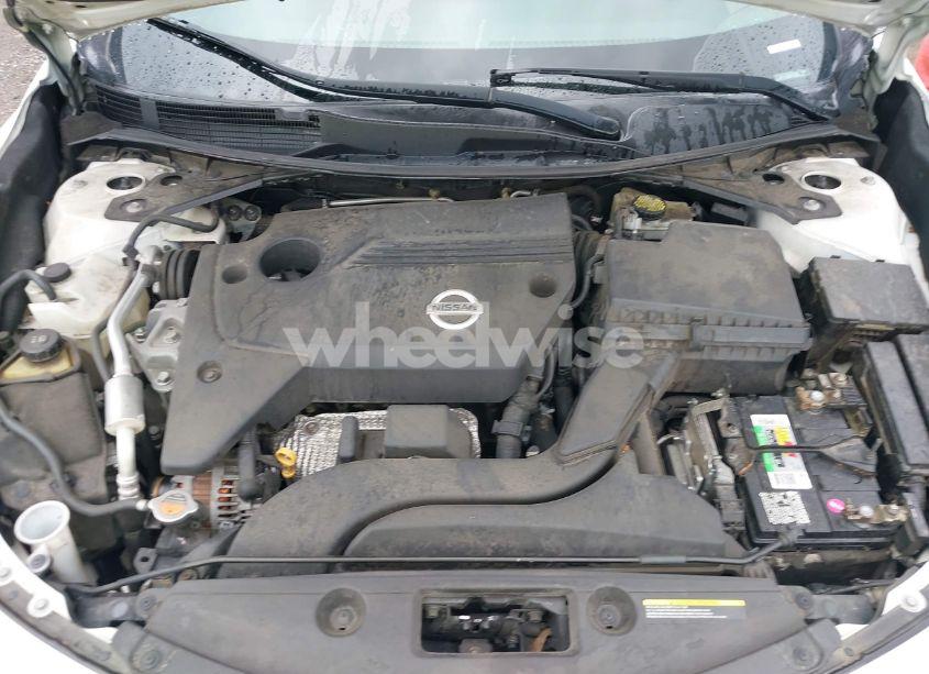 Photo 10 of 2015 Nissan Altima 2.5 S (VIN 1N4AL3AP5FC463211)