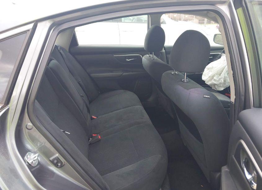 Photo 8 of 2015 Nissan Altima 2.5/S/SV/SL (VIN 1N4AL3AP5FC471552)