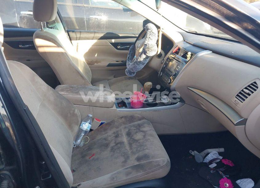 Photo 5 of 2015 Nissan Altima 2.5 S (VIN 1N4AL3AP5FC474130)