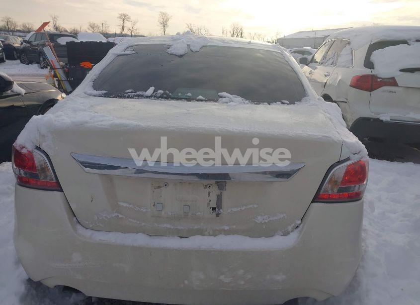 Photo 16 of 2015 Nissan Altima 2.5 SV (VIN 1N4AL3AP5FC477514)