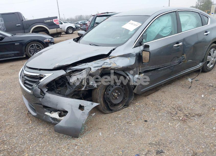 Photo 6 of 2015 Nissan Altima 2.5 S (VIN 1N4AL3AP5FC483040)