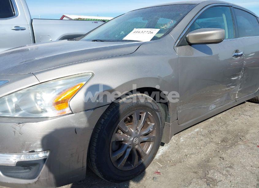 Photo 12 of 2015 Nissan Altima 2.5 S (VIN 1N4AL3AP5FC488383)
