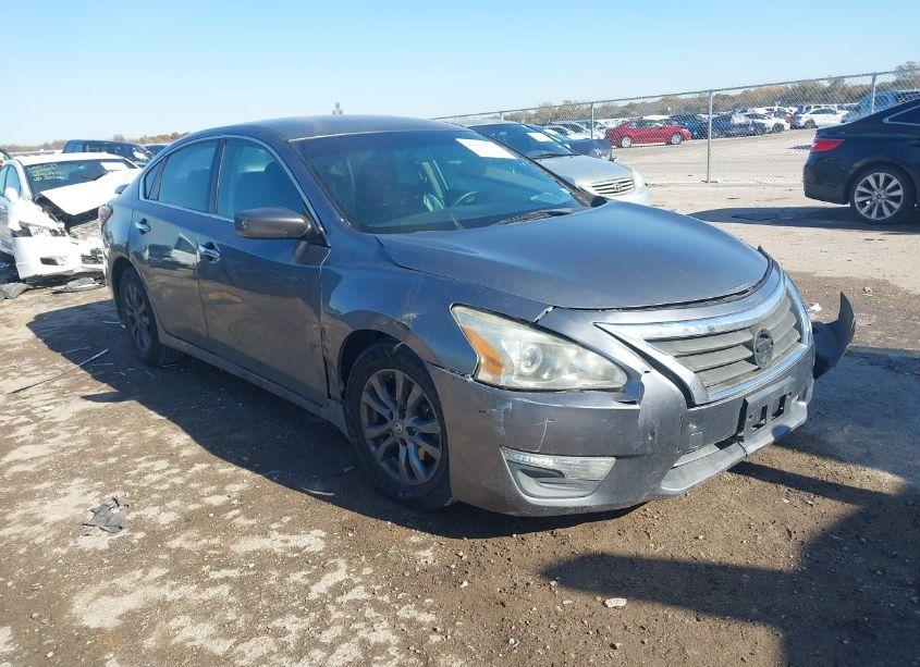 2015 Nissan Altima 2.5 S (VIN 1N4AL3AP5FC496807) main photo