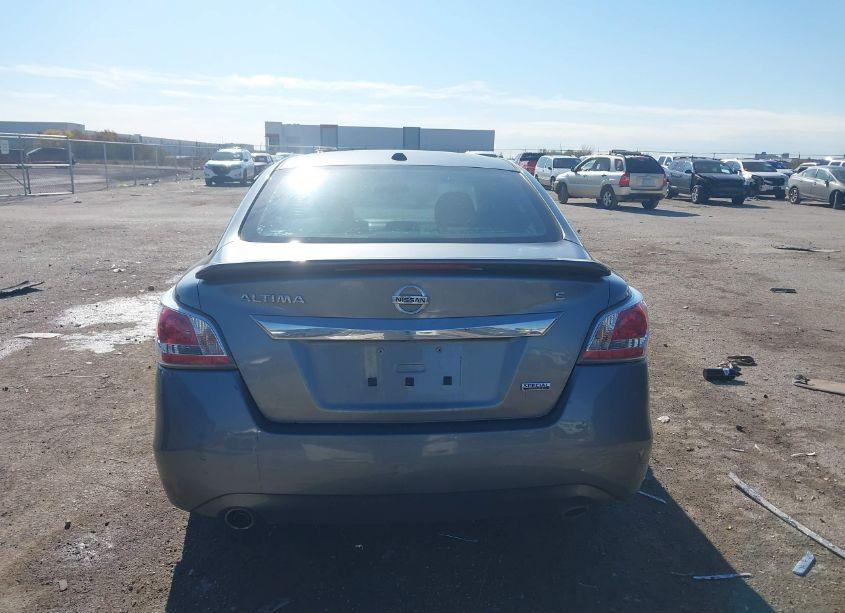 Photo 15 of 2015 Nissan Altima 2.5 S (VIN 1N4AL3AP5FC496807)
