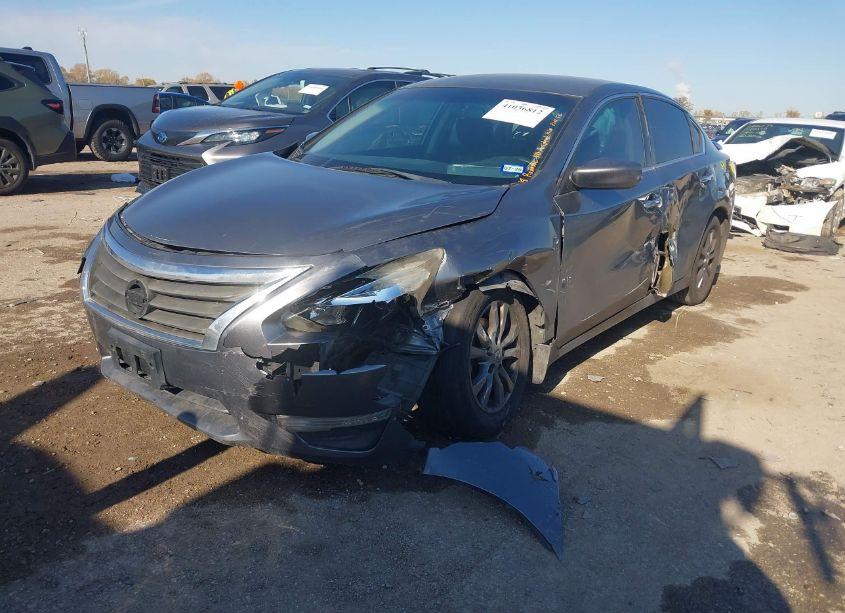 Photo 2 of 2015 Nissan Altima 2.5 S (VIN 1N4AL3AP5FC496807)