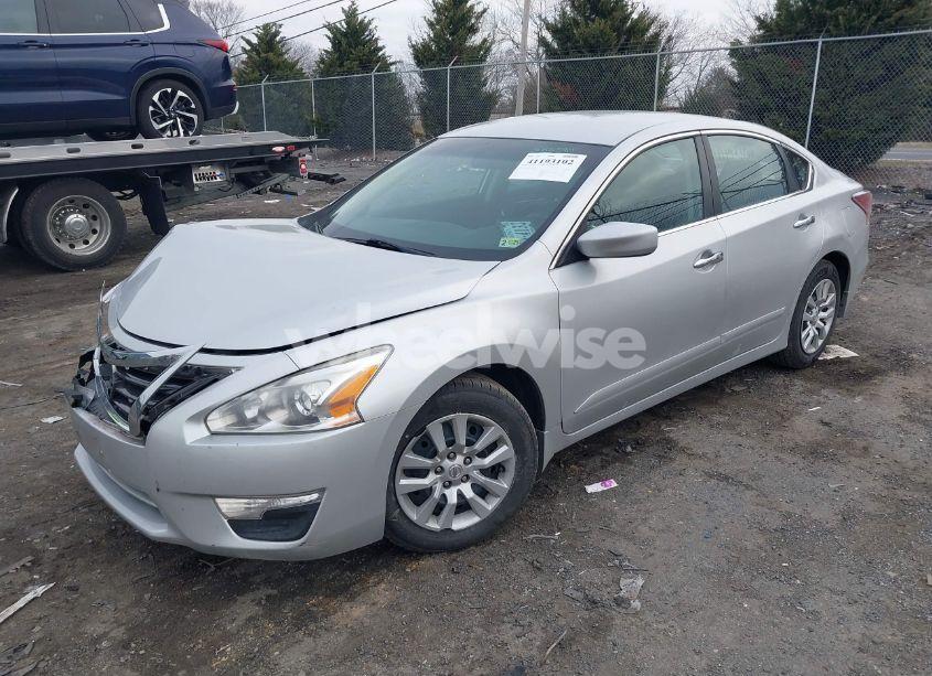 Photo 2 of 2015 Nissan Altima 2.5 S (VIN 1N4AL3AP5FC580836)