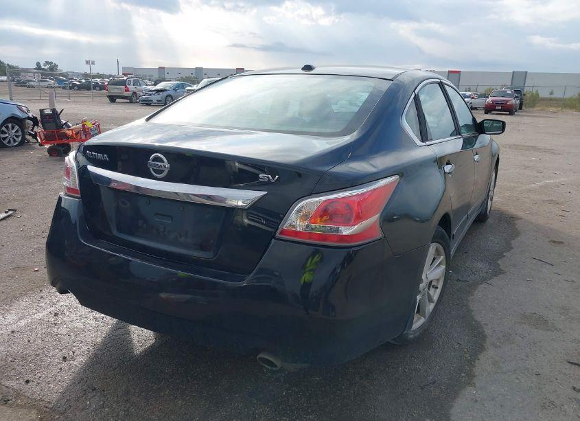 Photo 4 of 2015 Nissan Altima 2.5 SV (VIN 1N4AL3AP5FC596308)