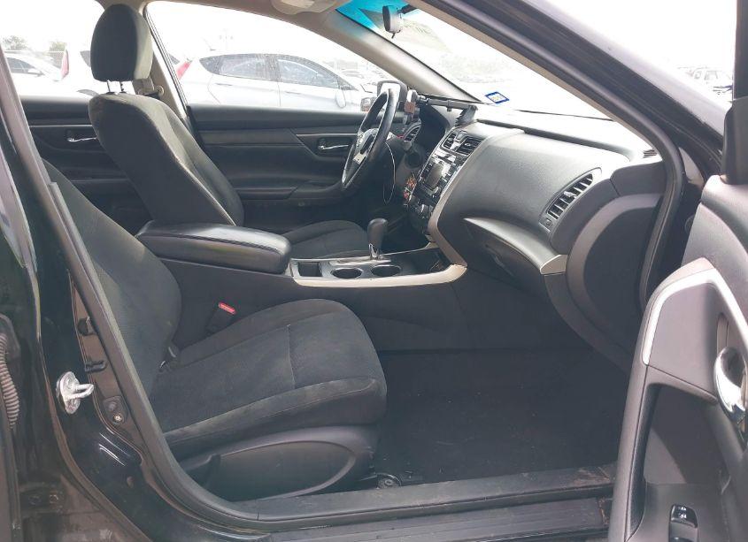 Photo 5 of 2015 Nissan Altima 2.5 SV (VIN 1N4AL3AP5FC596308)