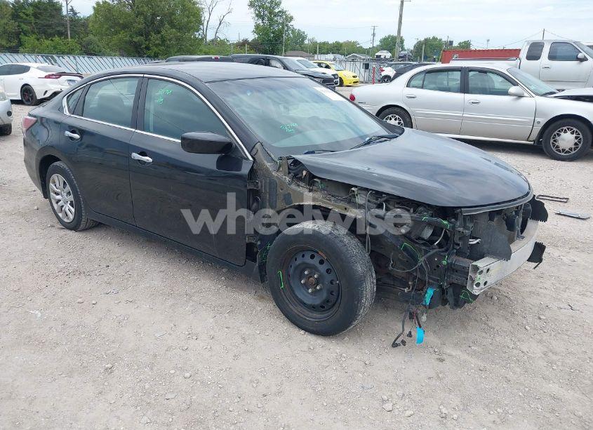 2015 Nissan Altima 2.5 S (VIN 1N4AL3AP5FN308694) main photo