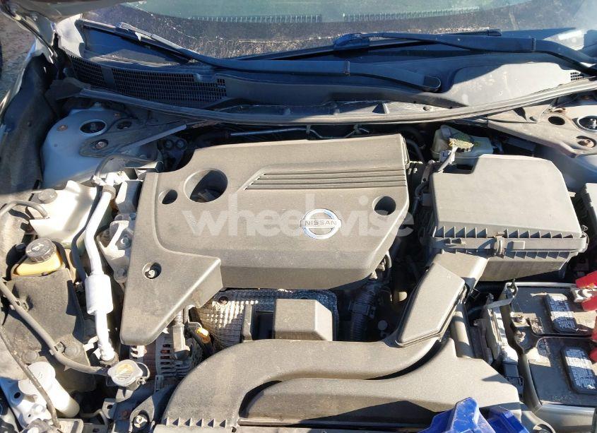Photo 10 of 2015 Nissan Altima 2.5/2.5 S/2.5 SL/2.5 SV (VIN 1N4AL3AP5FN312695)