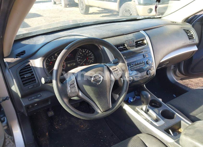 Photo 13 of 2015 Nissan Altima 2.5/2.5 S/2.5 SL/2.5 SV (VIN 1N4AL3AP5FN312695)