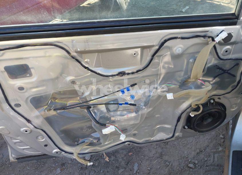 Photo 14 of 2015 Nissan Altima 2.5/2.5 S/2.5 SL/2.5 SV (VIN 1N4AL3AP5FN312695)