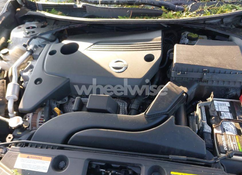 Photo 10 of 2015 Nissan Altima 2.5 S (VIN 1N4AL3AP5FN328444)