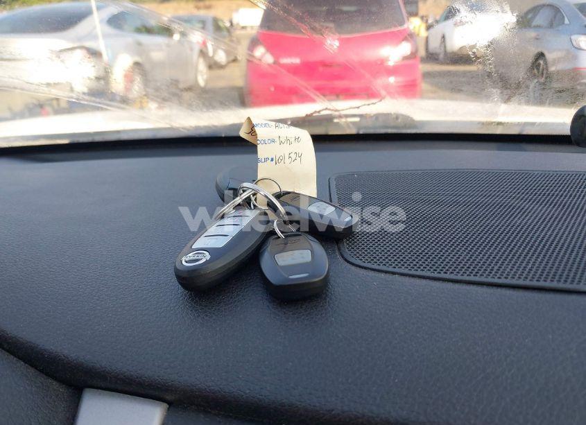 Photo 11 of 2015 Nissan Altima 2.5 S (VIN 1N4AL3AP5FN328444)