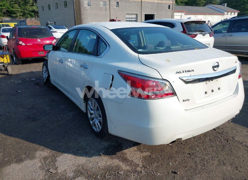 Photo 14 of 2015 Nissan Altima 2.5 S (VIN 1N4AL3AP5FN328444)