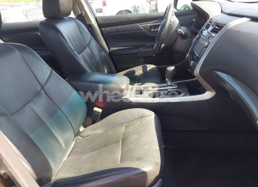 Photo 5 of 2015 Nissan Altima 2.5 SL (VIN 1N4AL3AP5FN358396)