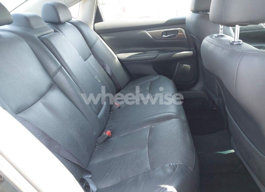 Photo 8 of 2015 Nissan Altima 2.5 SL (VIN 1N4AL3AP5FN358396)