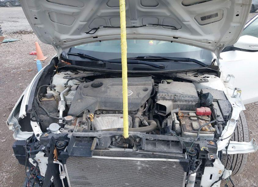 Photo 10 of 2015 Nissan Altima 2.5 SL (VIN 1N4AL3AP5FN360682)