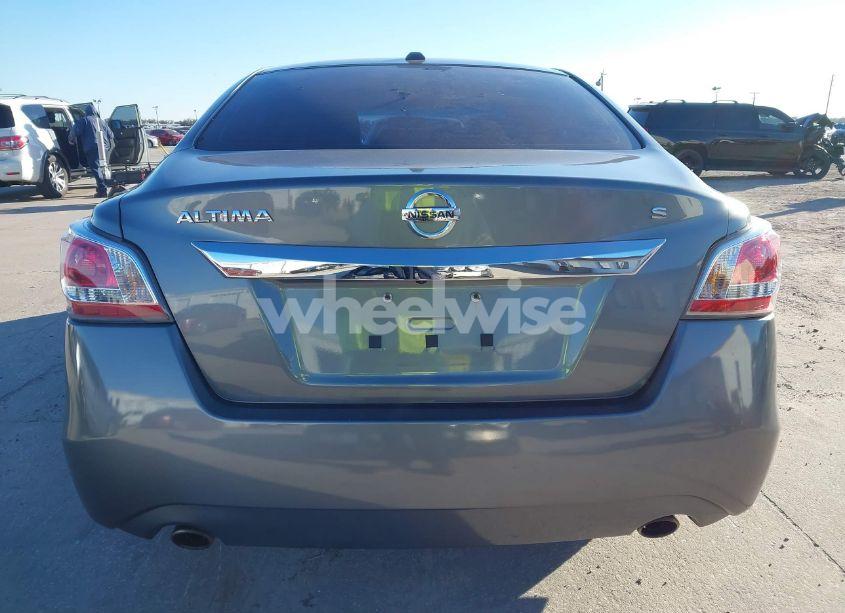 Photo 16 of 2015 Nissan Altima 2.5 S (VIN 1N4AL3AP5FN367230)