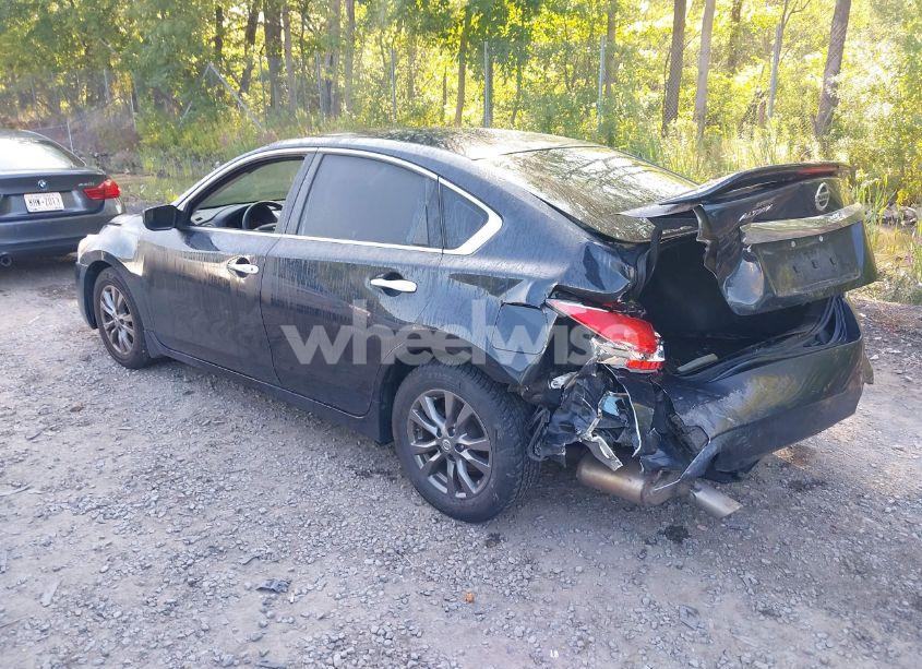 Photo 3 of 2015 Nissan Altima 2.5 S (VIN 1N4AL3AP5FN373061)