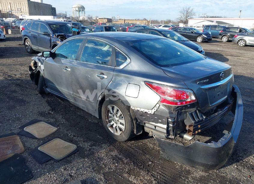 Photo 3 of 2015 Nissan Altima 2.5 S (VIN 1N4AL3AP5FN377109)