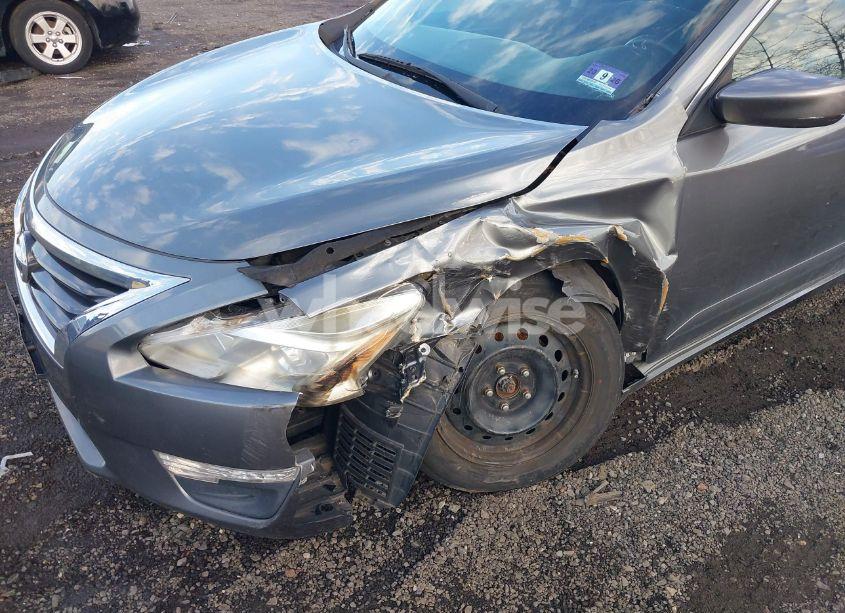 Photo 6 of 2015 Nissan Altima 2.5 S (VIN 1N4AL3AP5FN377109)