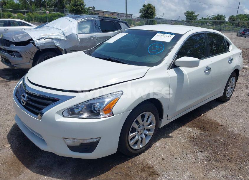 Photo 2 of 2015 Nissan Altima 2.5/2.5 S/2.5 SL/2.5 SV (VIN 1N4AL3AP5FN386764)
