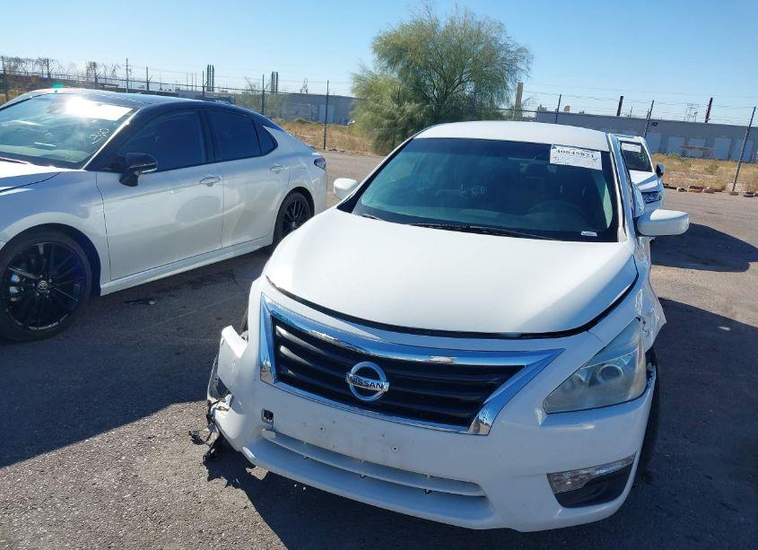 Photo 11 of 2015 Nissan Altima 2.5/2.5 S/2.5 SL/2.5 SV (VIN 1N4AL3AP5FN386960)