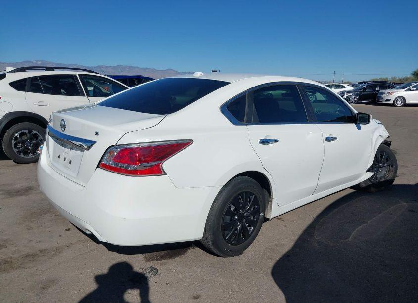 Photo 12 of 2015 Nissan Altima 2.5/2.5 S/2.5 SL/2.5 SV (VIN 1N4AL3AP5FN386960)