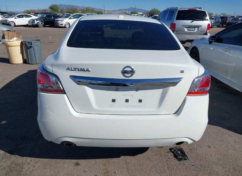 Photo 15 of 2015 Nissan Altima 2.5/2.5 S/2.5 SL/2.5 SV (VIN 1N4AL3AP5FN386960)