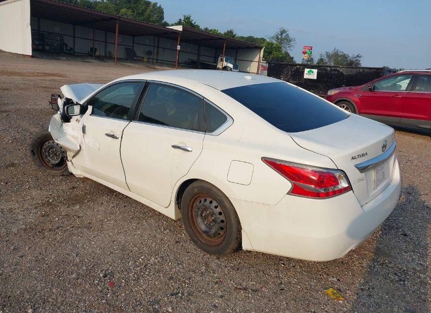 Photo 3 of 2015 Nissan Altima 2.5 S (VIN 1N4AL3AP5FN394198)