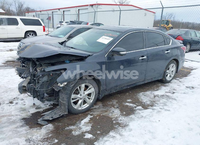 Photo 2 of 2015 Nissan Altima 2.5 SL (VIN 1N4AL3AP5FN394945)