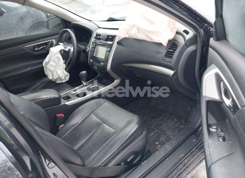 Photo 5 of 2015 Nissan Altima 2.5 SL (VIN 1N4AL3AP5FN394945)