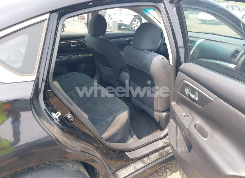 Photo 8 of 2015 Nissan Altima 2.5 S (VIN 1N4AL3AP5FN402526)