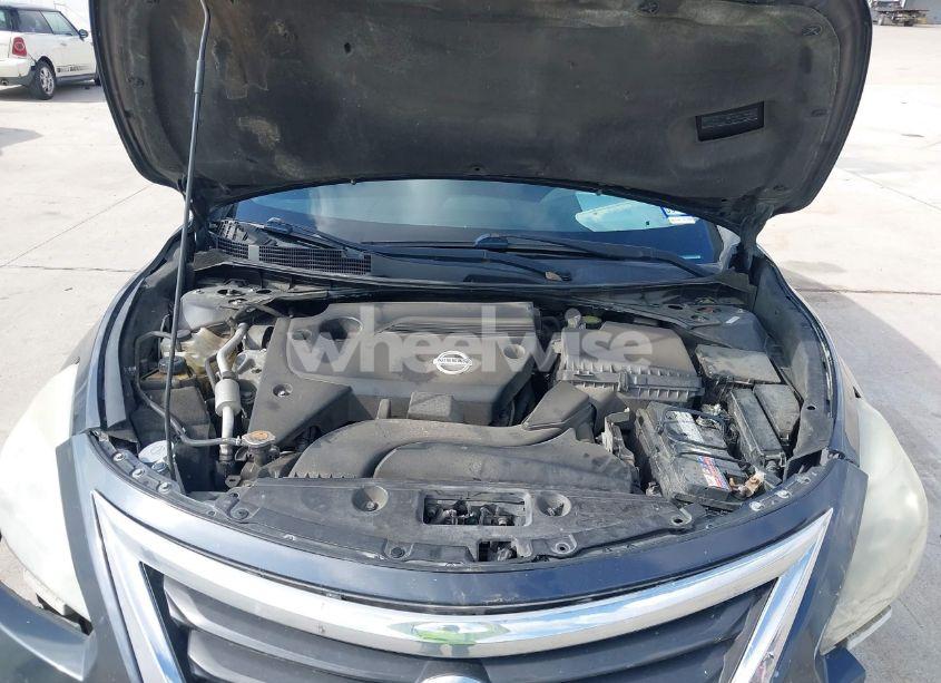 Photo 10 of 2015 Nissan Altima 2.5 S (VIN 1N4AL3AP5FN405832)