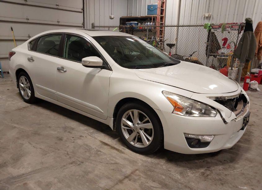 2015 Nissan Altima 2.5 SL (VIN 1N4AL3AP5FN872670) main photo