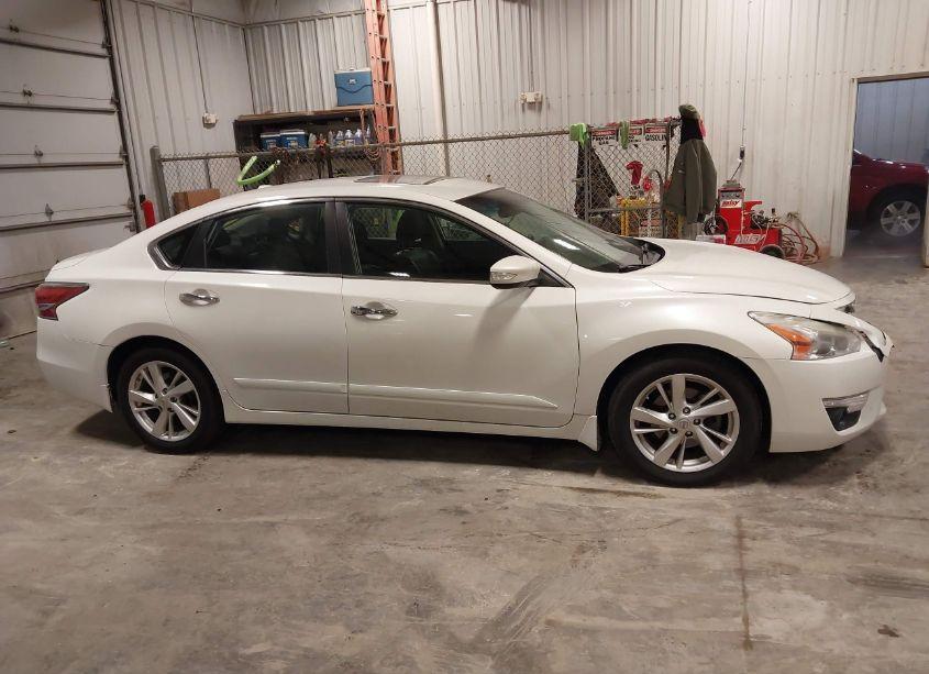 Photo 13 of 2015 Nissan Altima 2.5 SL (VIN 1N4AL3AP5FN872670)